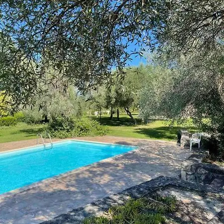 Stylish Pool Konstantinidis Complex * Hanioti